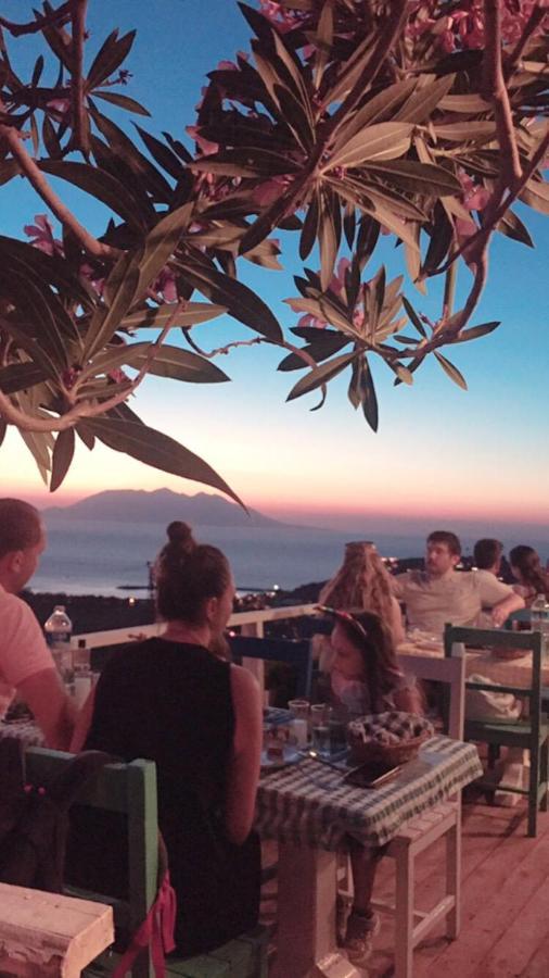 Dimitri Ada Evi & Restaurant Hotel İmroz Buitenkant foto