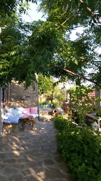Dimitri Ada Evi & Restaurant Hotel İmroz Buitenkant foto
