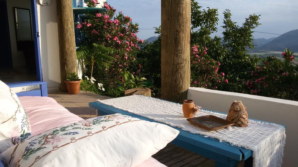 Dimitri Ada Evi & Restaurant Hotel İmroz Buitenkant foto