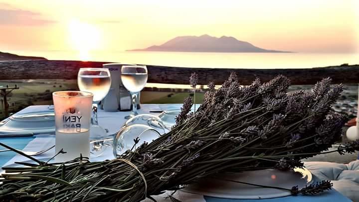 Dimitri Ada Evi & Restaurant Hotel İmroz Buitenkant foto
